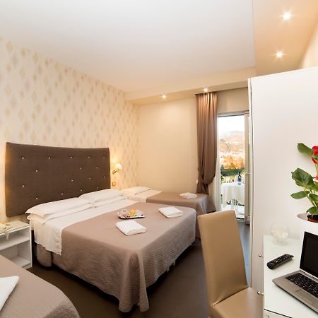 Hotel Club (Adults Only) Сант'Агнело Екстериор снимка