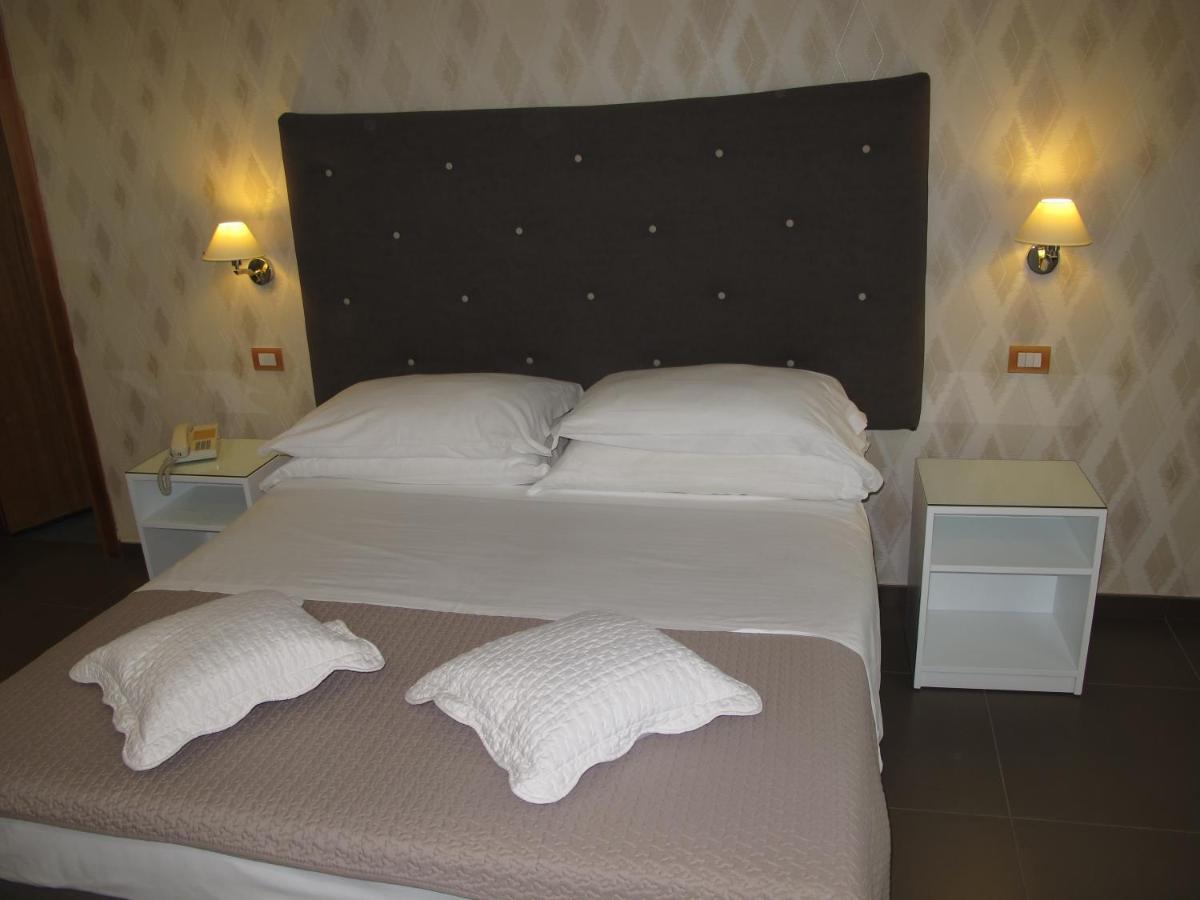Hotel Club (Adults Only) Сант'Агнело Екстериор снимка