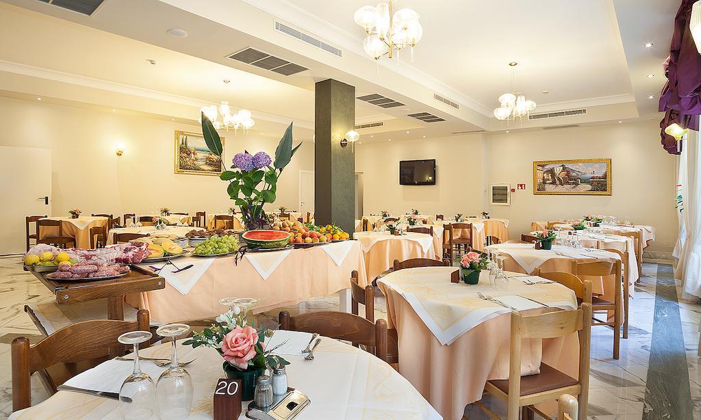 Hotel Club (Adults Only) Сант'Агнело Екстериор снимка